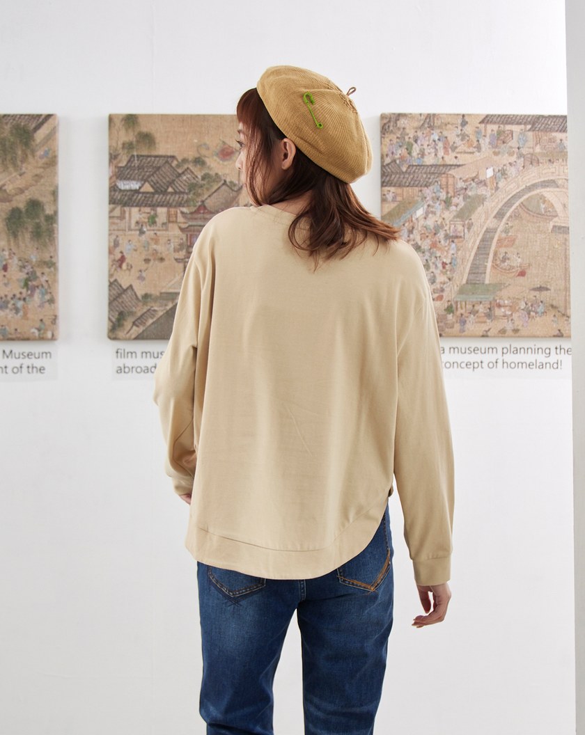 滑板小仕女毛衣織片合身長袖T恤(兩色)